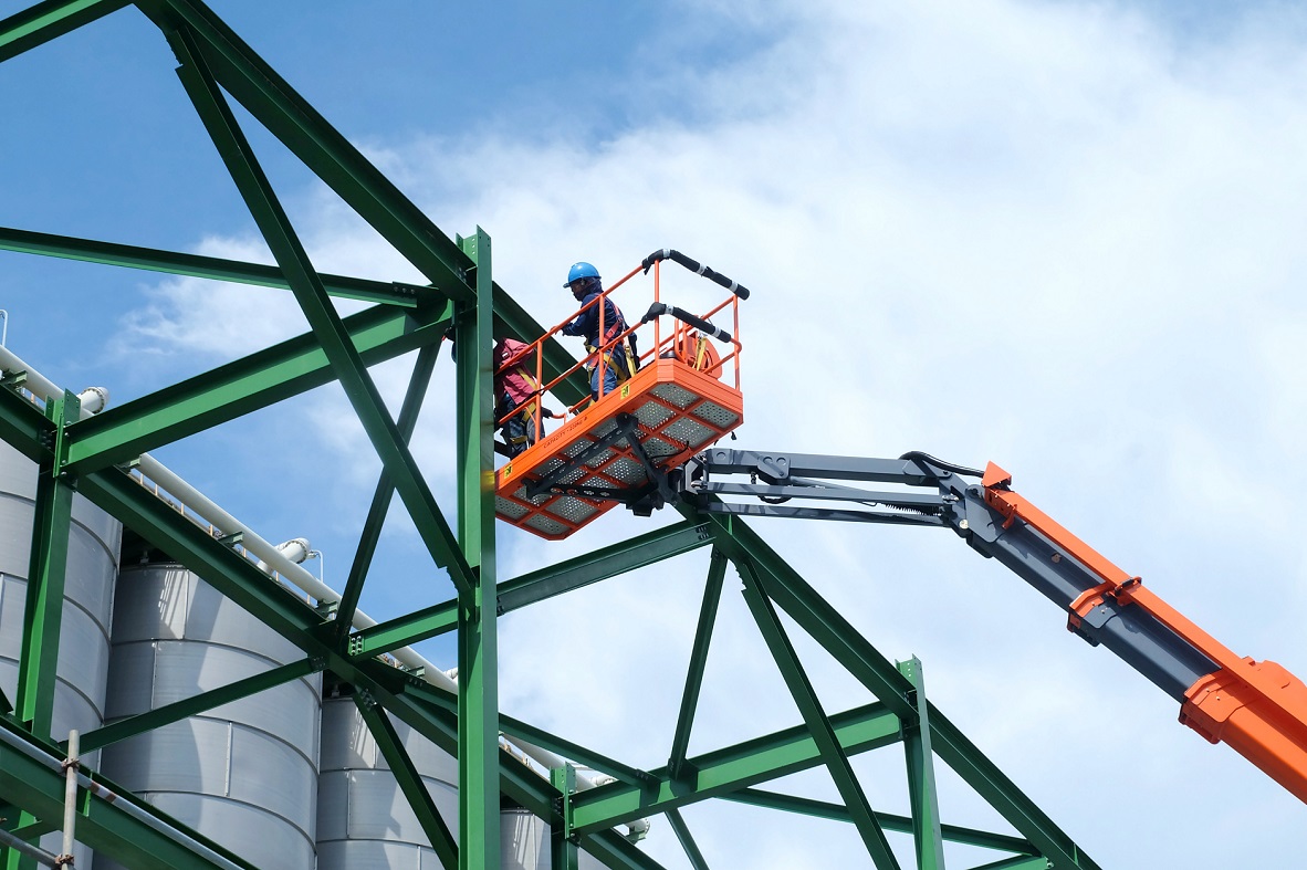 Aerial and Manlift Safety Training